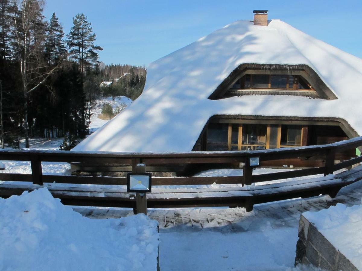 Dzeni Guest House Amatciems Luaran gambar