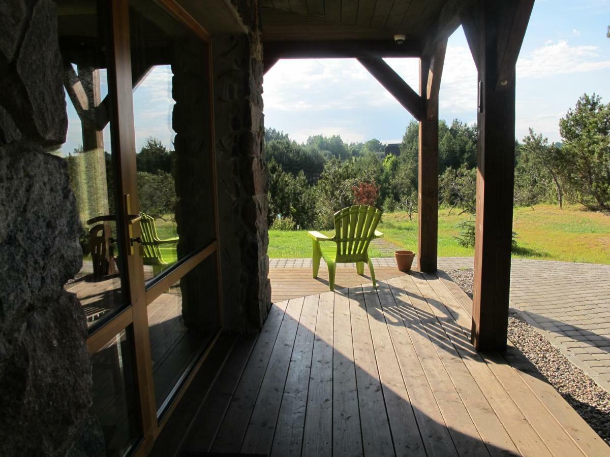 Dzeni Guest House Amatciems Luaran gambar
