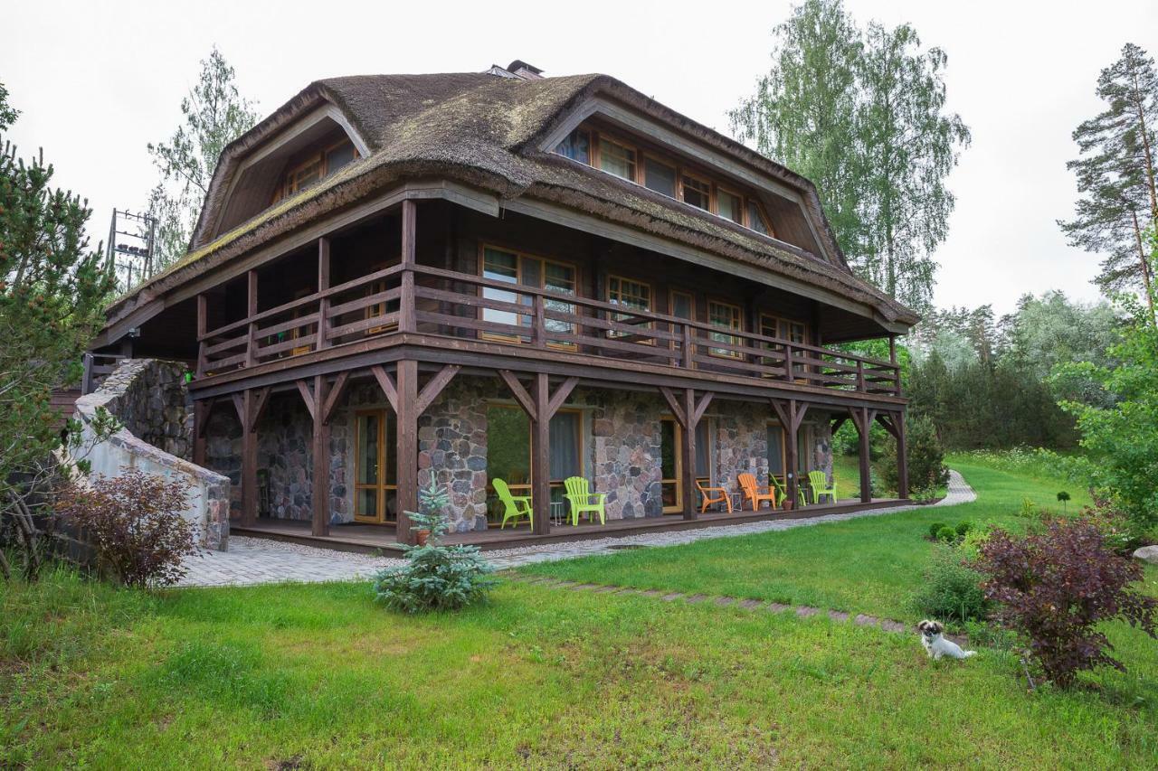 Dzeni Guest House Amatciems Luaran gambar