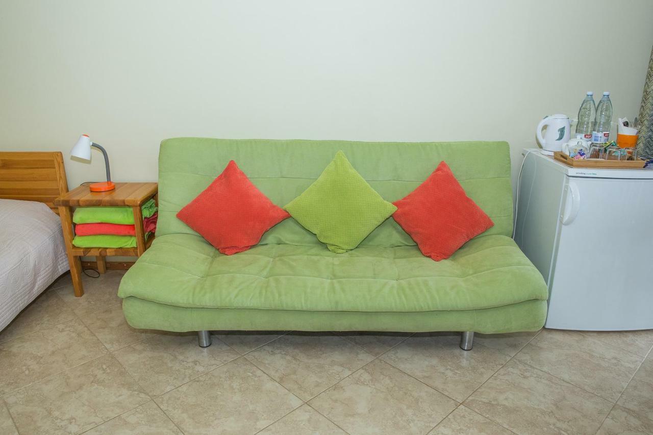 Dzeni Guest House Amatciems Luaran gambar